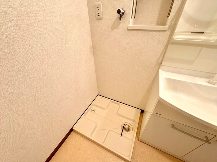 物件内観写真12　(室内からの展望)