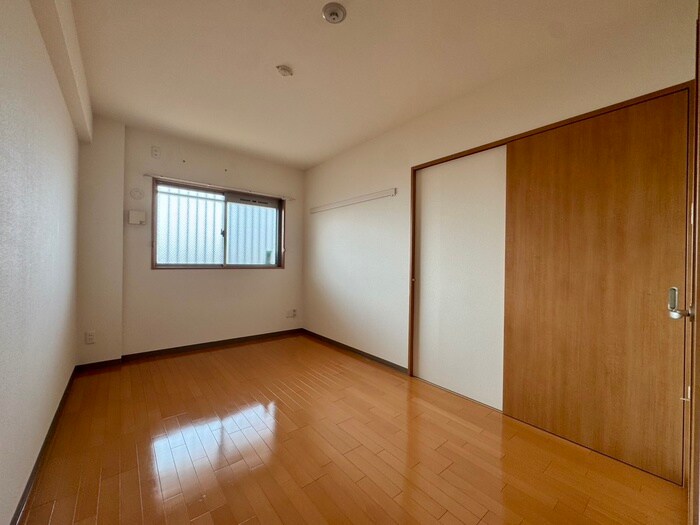 物件内観写真13　(居室)