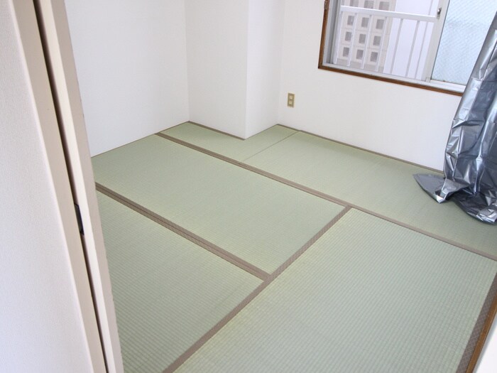 物件内観写真10　(居室)