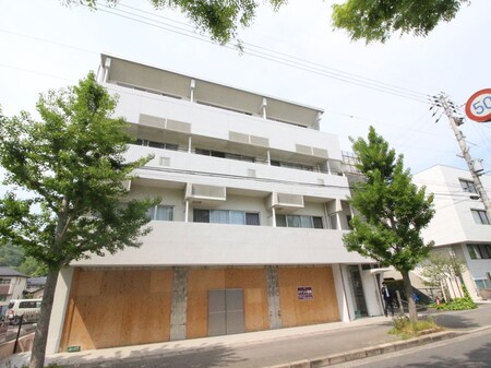 クレスト松ヶ崎外観写真
