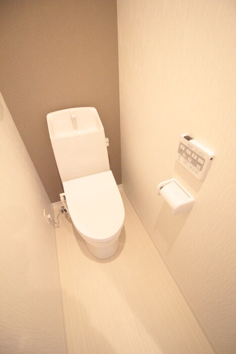 物件内観写真13　(トイレ)