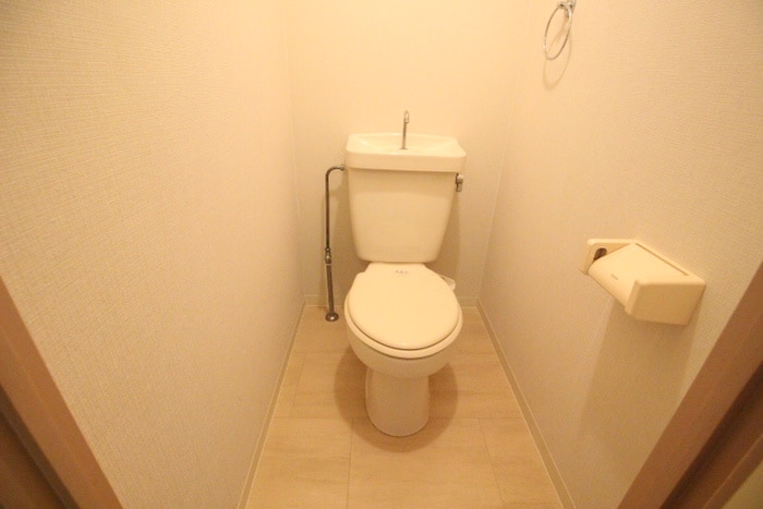 物件内観写真14　(トイレ)