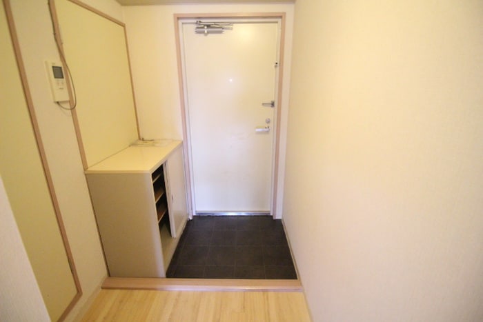 物件内観写真15　(玄関)