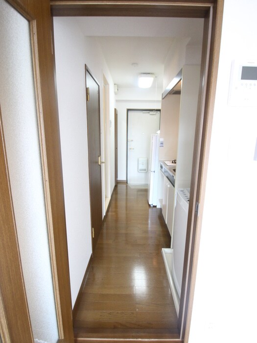 物件内観写真17　(廊下)