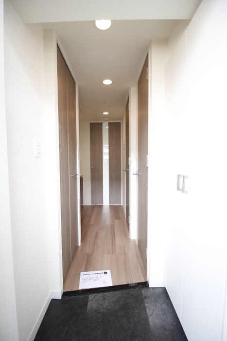 物件内観写真17　(廊下)
