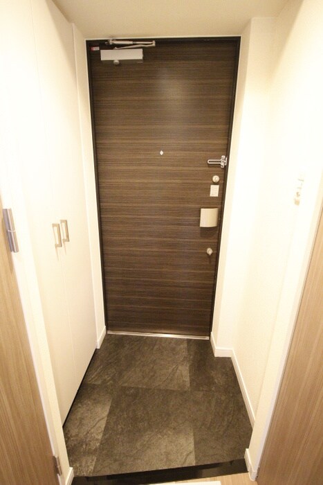 物件内観写真22　(玄関)