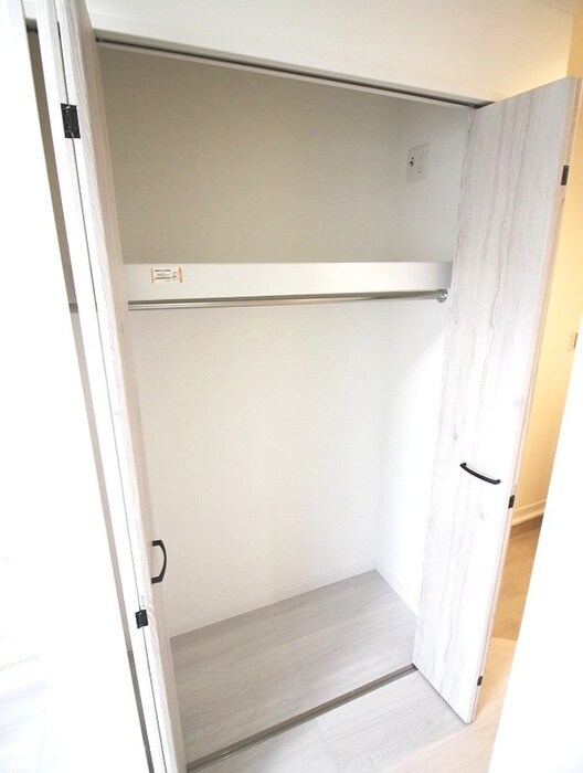 物件内観写真15　(収納)