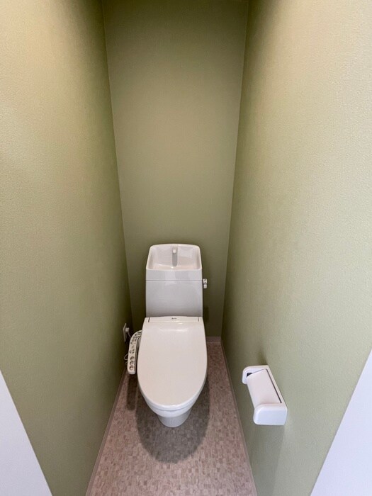 物件内観写真14　(トイレ)