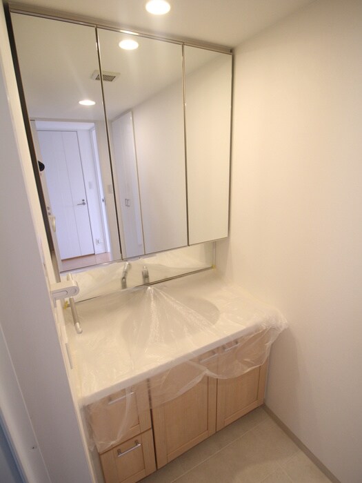 物件内観写真9　(洗面)