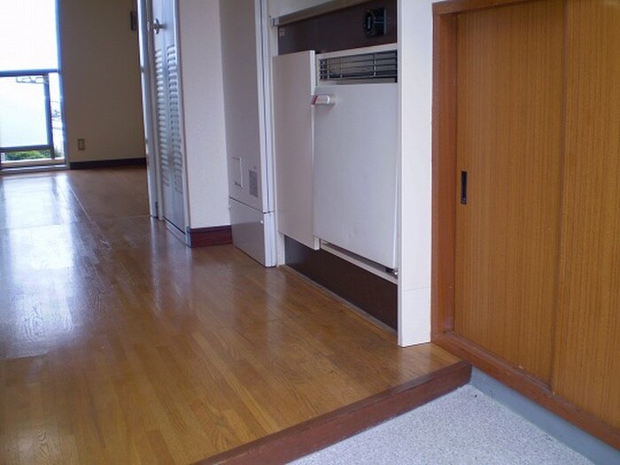 物件内観写真9　(居室)