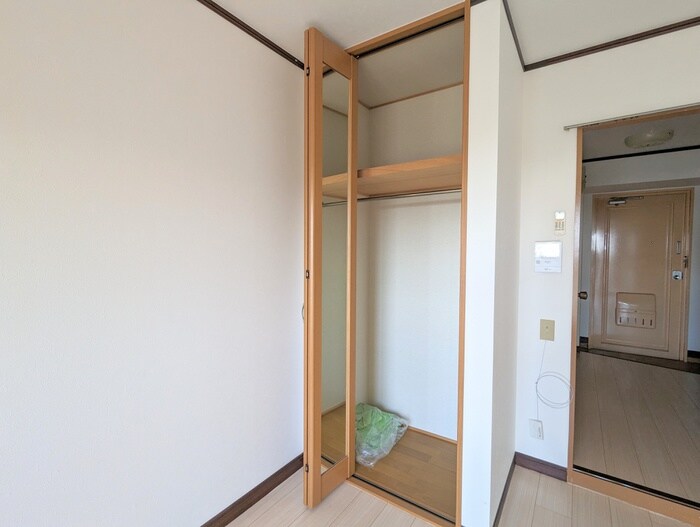 物件内観写真11　(収納)