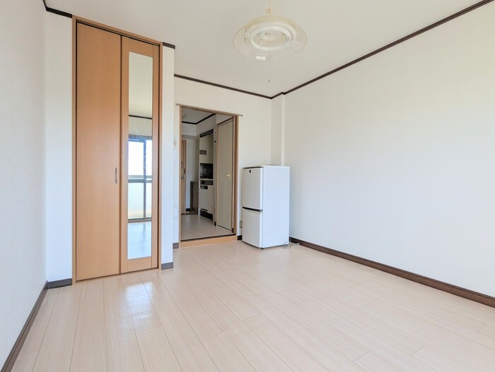 物件内観写真16　(居室)