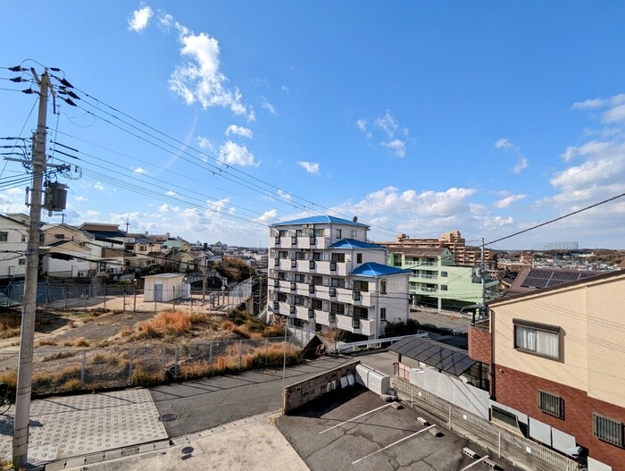 物件内観写真20　(室内からの展望)