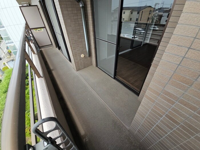 物件内観写真11　(ベランダ・バルコニー)