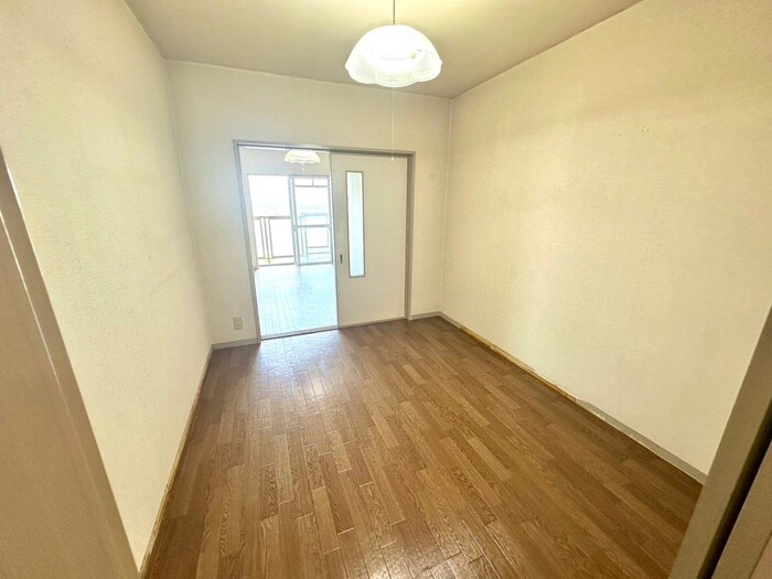 物件内観写真9　(居室)