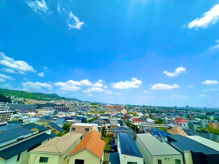 物件内観写真18　(室内からの展望)