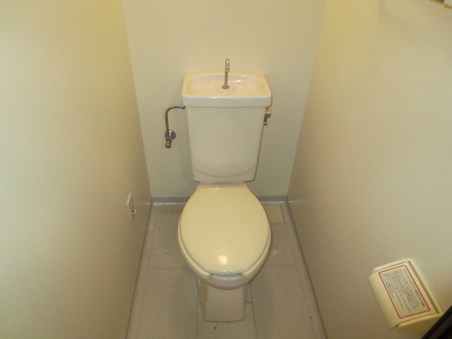 物件内観写真14　(トイレ)