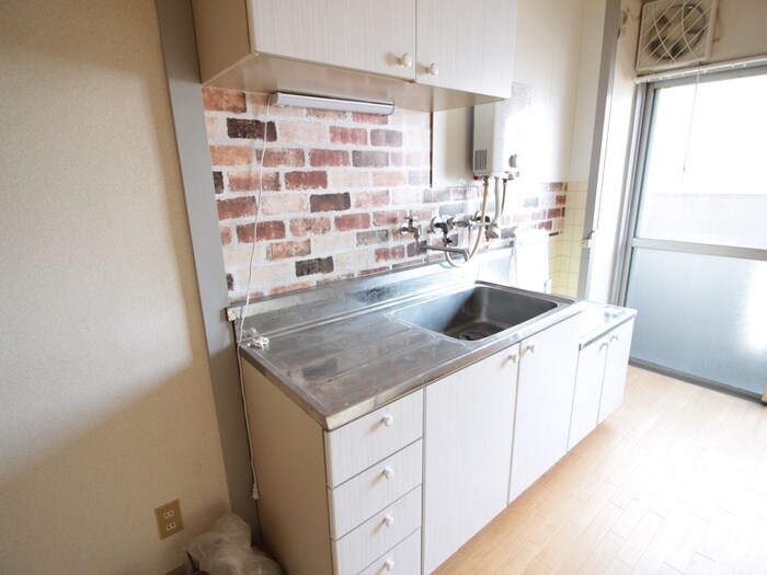 物件内観写真5　(キッチン)