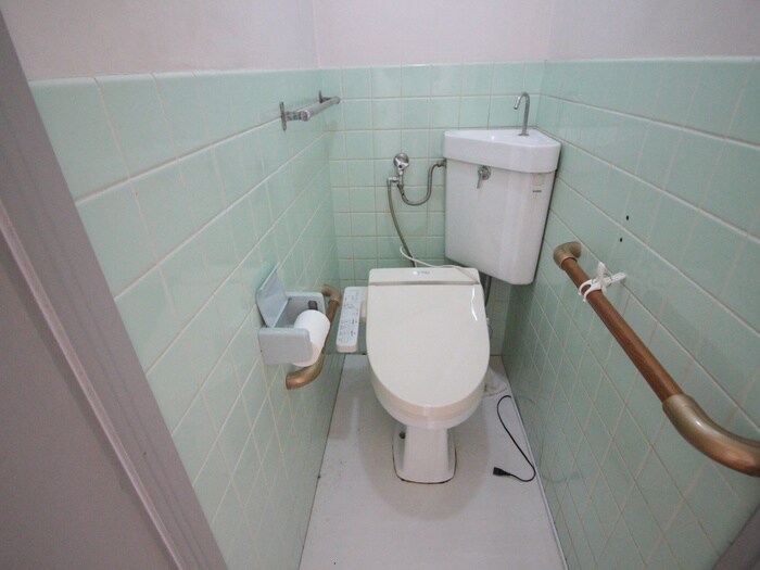 物件内観写真11　(トイレ)