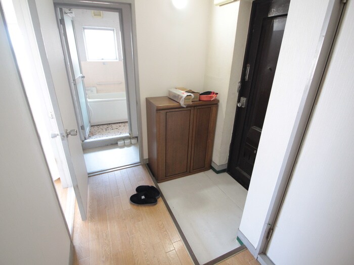 物件内観写真12　(靴箱)