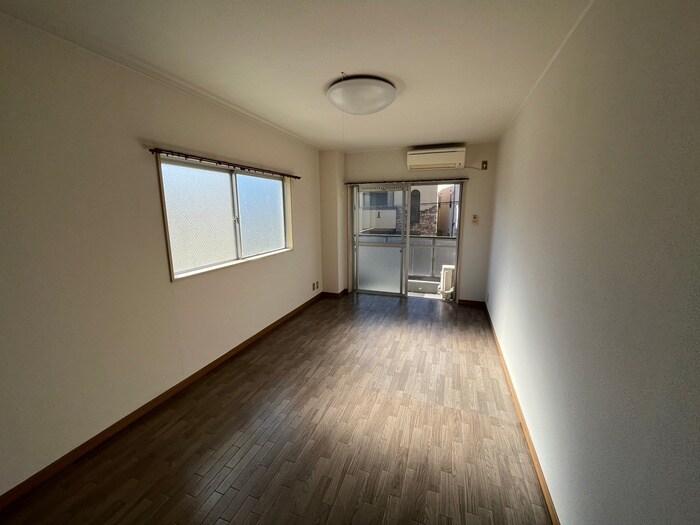 物件内観写真5　(居室)