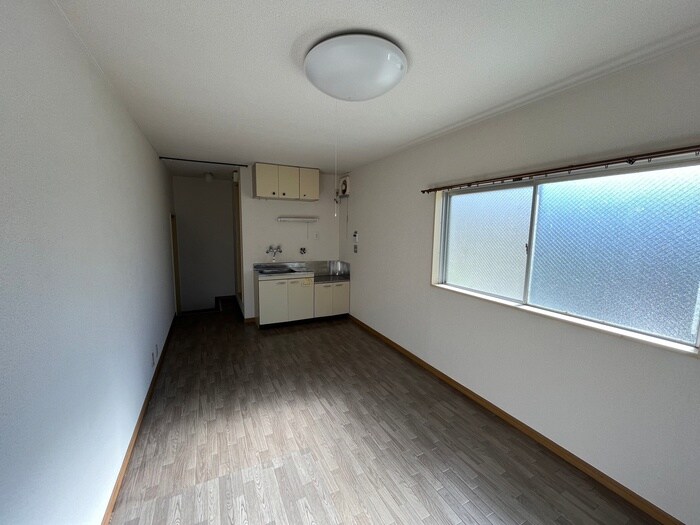 物件内観写真7　(居室)