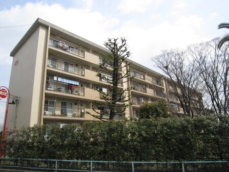 公社千里津雲台団地A24棟(307）外観写真