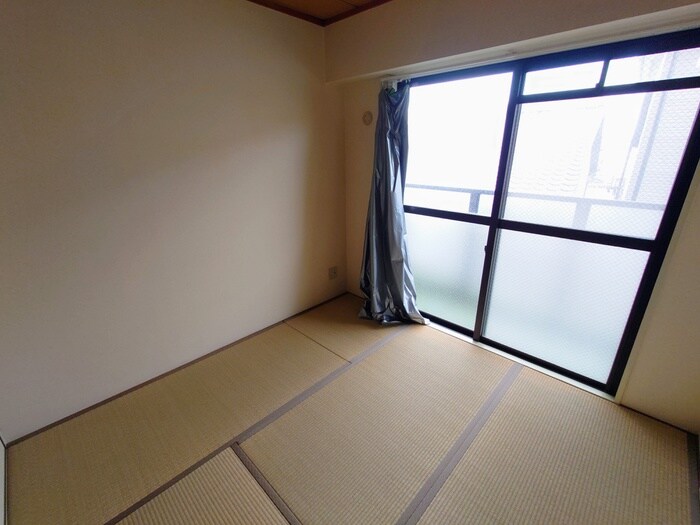 物件内観写真10　(居室)