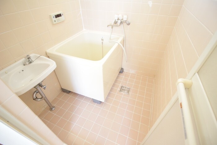 物件内観写真9　(バス／シャワールーム等)