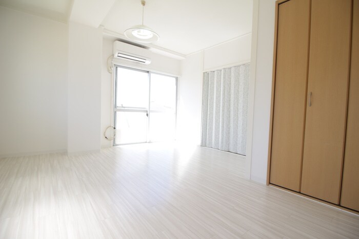 物件内観写真12　(居室)