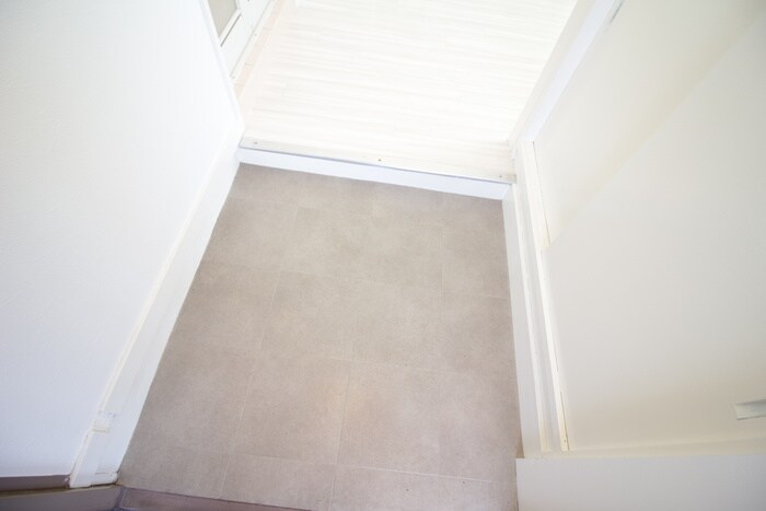 物件内観写真21　(玄関)