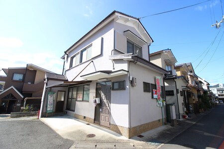 太秦馬塚町15-7貸家外観写真