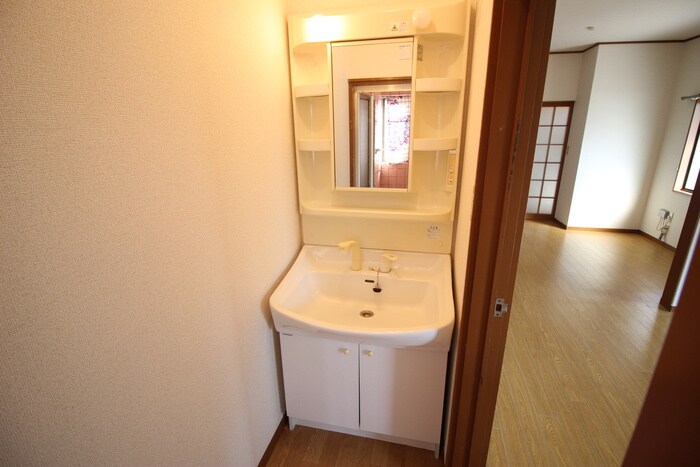 物件内観写真10　(洗面)