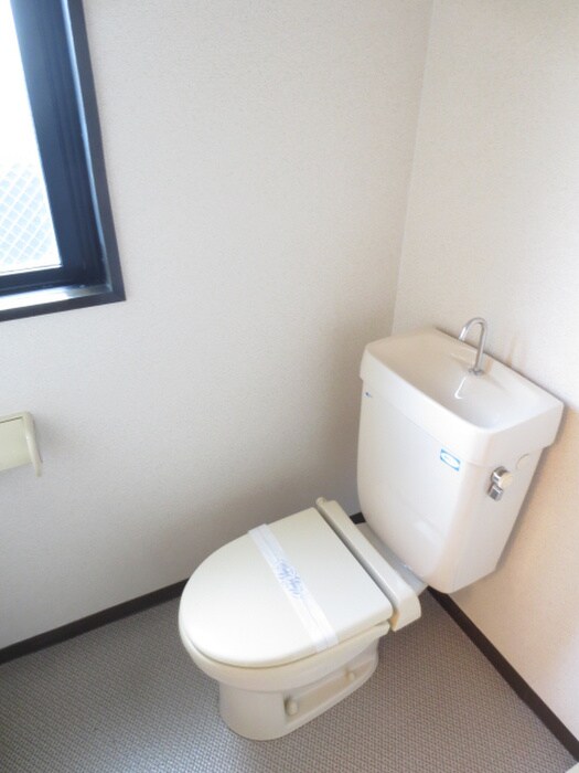 物件内観写真10　(トイレ)