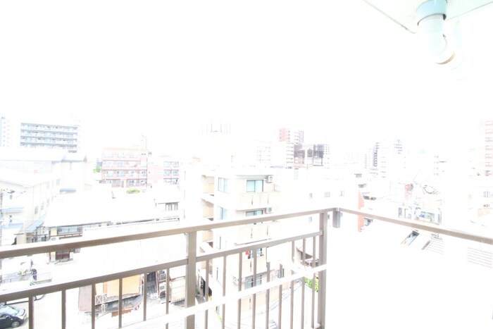 物件内観写真14　(室内からの展望)