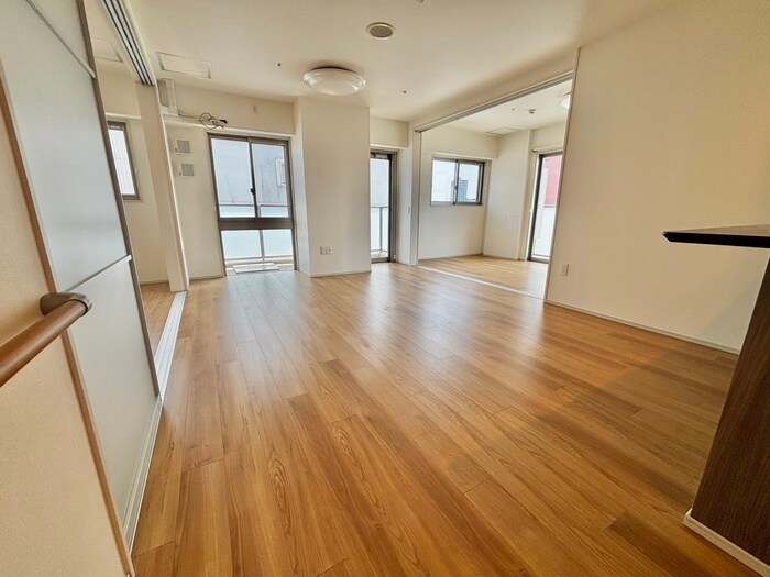 物件内観写真7　(居室)