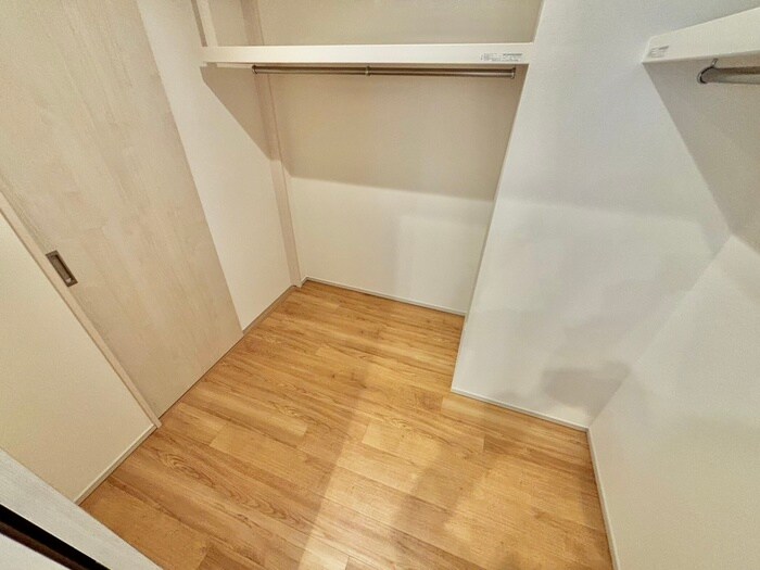 物件内観写真12　(収納)