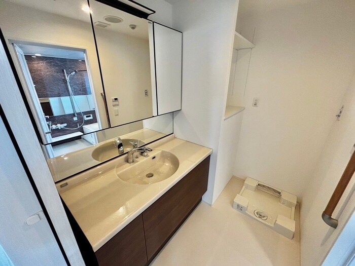 物件内観写真14　(洗面)