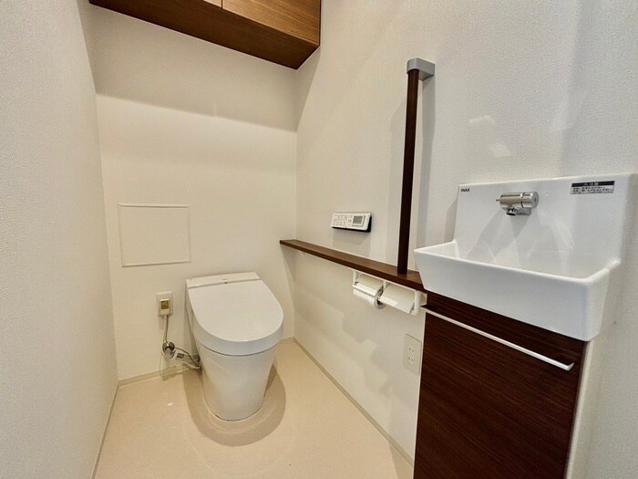 物件内観写真16　(トイレ)