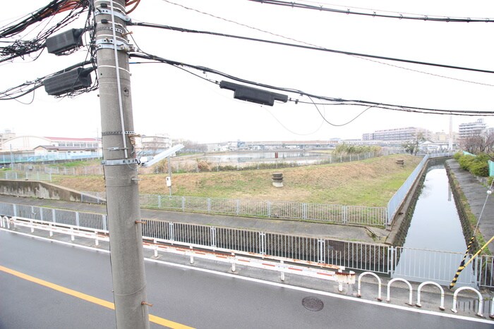 物件内観写真22　(洗濯機置場)