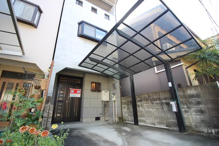 鳴滝中道町11-9貸家外観写真