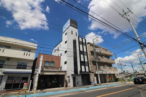 エヌエムキャトフ外観写真