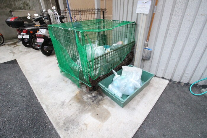 物件外観写真6　(建物設備)