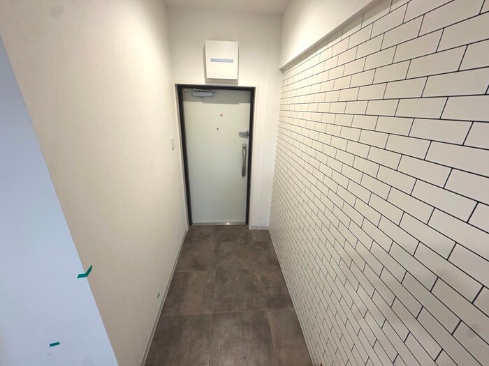 物件内観写真12　(玄関)