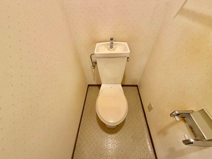 物件内観写真11　(トイレ)