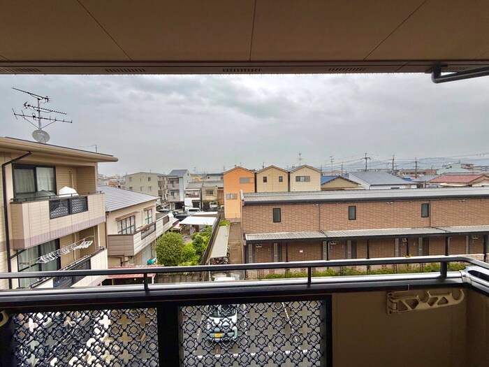 物件内観写真21　(室内からの展望)