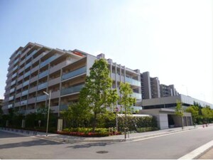 ﾌﾟﾗｳﾄﾞｼﾃｨ茨木Avenue court(715)外観写真