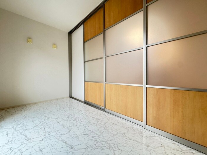 物件内観写真8　(居室)