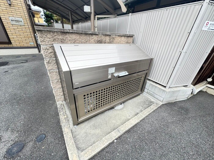 物件外観写真6　(建物設備)