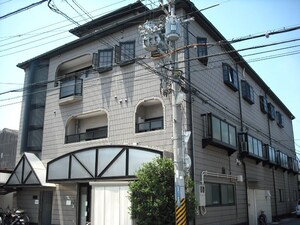 泰松ビル外観写真